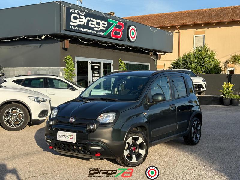Fiat Panda 1.0 Firefly Hybrid City Cross 2023